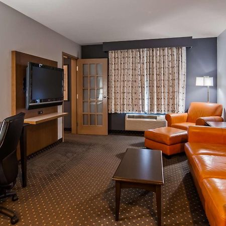 Best Western Plus Woodstock Hotel Conference Centre Екстер'єр фото