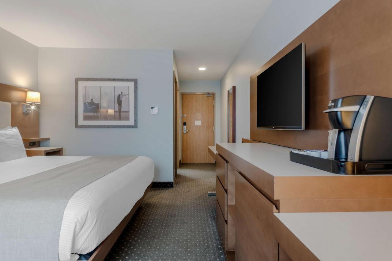 Best Western Plus Woodstock Hotel Conference Centre Екстер'єр фото